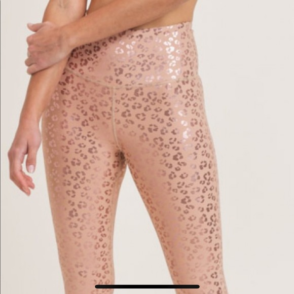 RESTOCK- Leopard Shimmer Foil Leggings - Picture 2 of 7